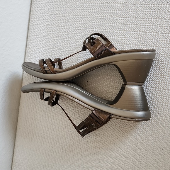 Naot leather straps sandals - Picture 7 of 11